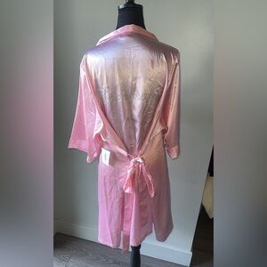 NWT Davids Bridal Pink Bridesmaid Satin Robe S/M